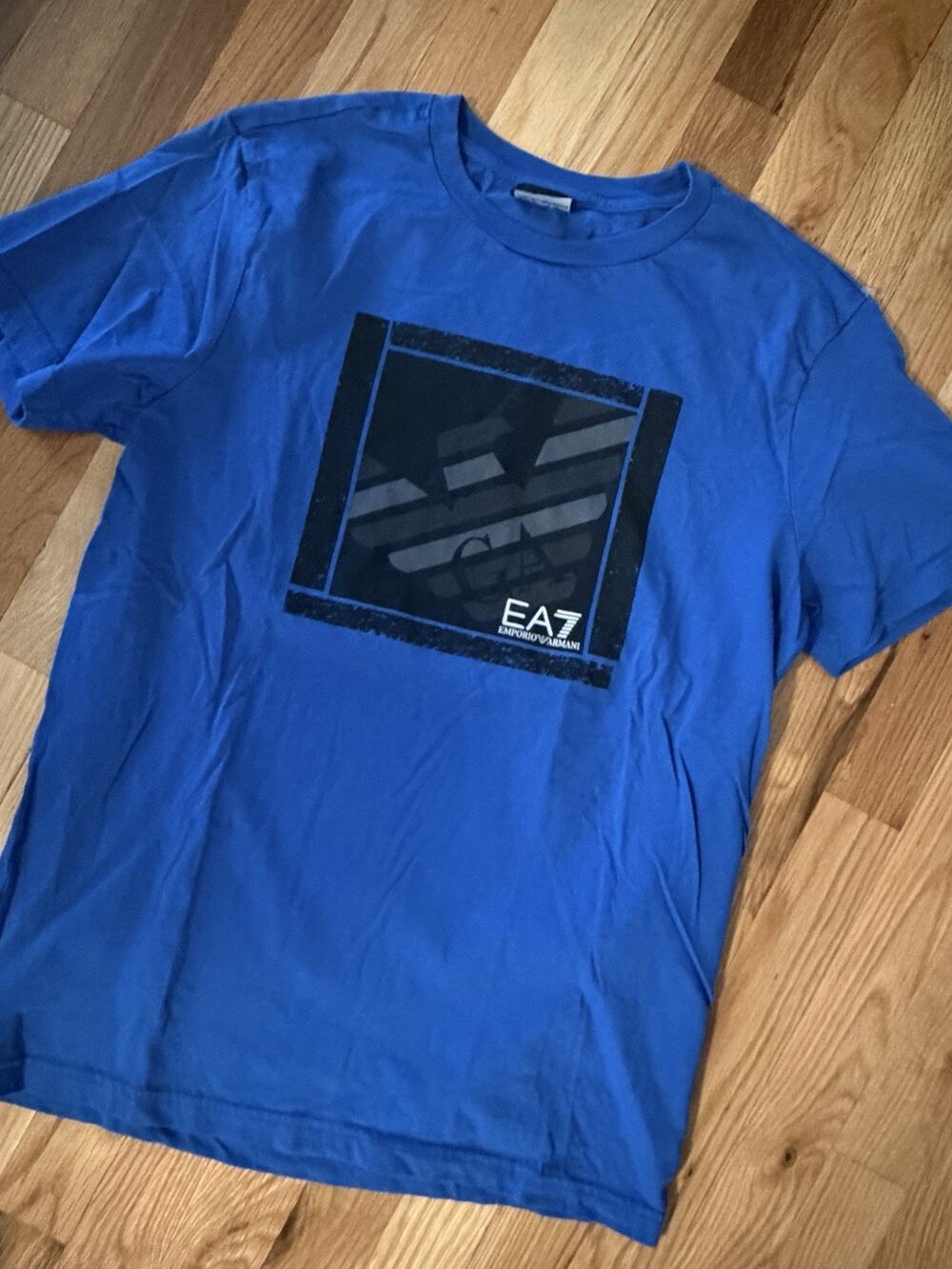 Emporio Armani EA7 Men's Short Sleeve T-Shirt Medium